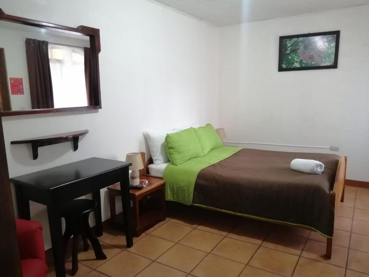 Hotel Santa Fe B&B Monteverde 외부 사진