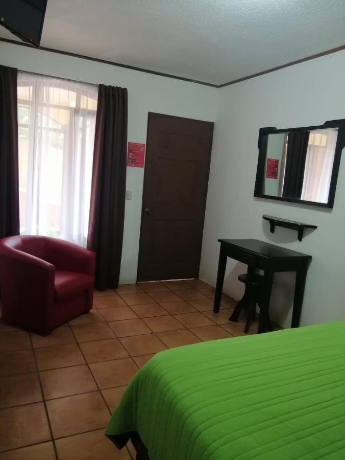 Hotel Santa Fe B&B Monteverde 외부 사진
