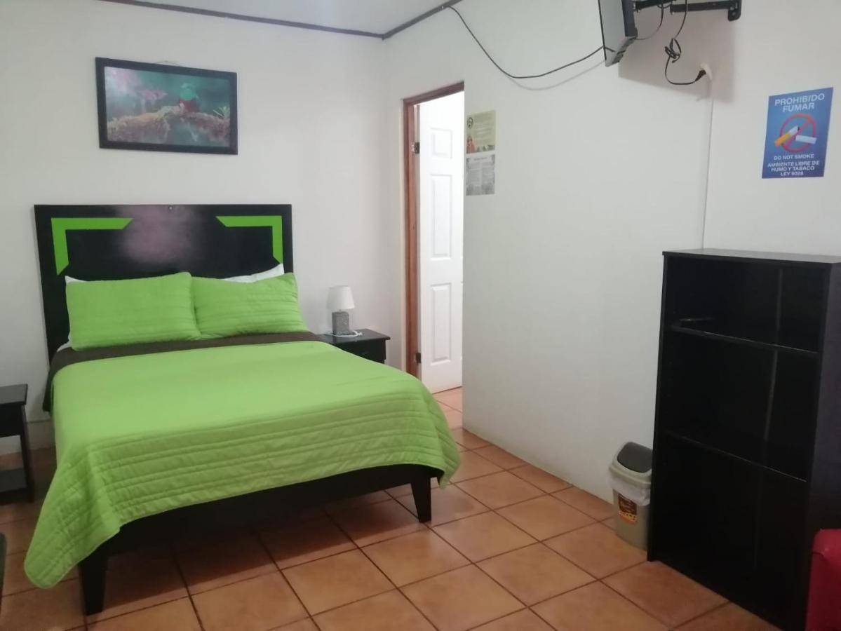 Hotel Santa Fe B&B Monteverde 외부 사진